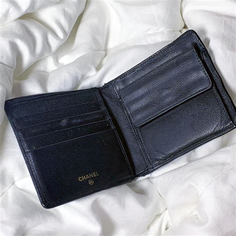 chanel bifold wallet men